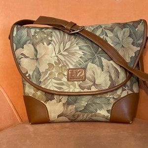 Liz Claiborne handbag. Good used condition.